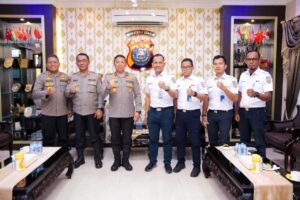 Kapolda Sumut Sambut Kedatangan Pangdam Baru Mayjen TNI Mochammad Hasan