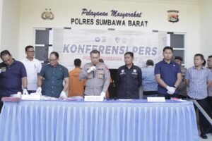 Konfrensi Pers Polres Sumbawa Barat Berhasil Ungkap 6 Ton Pupuk Subsidi Antar Pulau