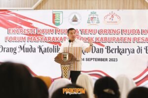 Bupati Pesawaran Dr.H.Dendi Ramadhona Membuka Kegiatan Temu Orang Muda Katolik (OMK ) Dan Perayaan Ekaristi Kaum Muda ( EKM ) Forum Masyarakat Katolik Kabupaten.