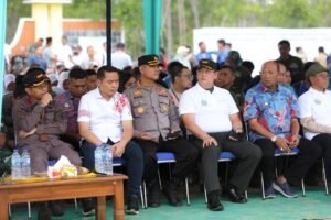 Kapolres Langkat Menghadiri Penanaman Pohon Mangrove Untuk Pemulihan Kawasan Hutan Dan Penyelamatan Ekosistem Mangrove