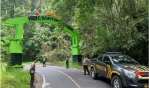 Ciptakan Situasi Kamtibmas Yang Aman, Wakapolres Lampung Barat Pimpin Patroli Jarak Jauh