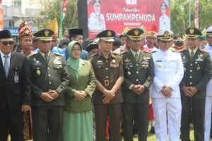 Dandim 0808/Blitar, Hadiri Upacara Peringatan Hari Sumpah Pemuda Ke 95 Tahun 2023 Di Aloon Aloon Pemkab Blitar