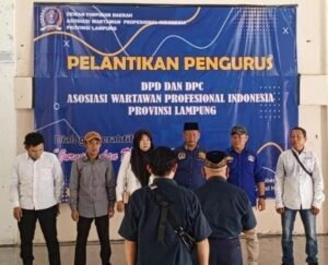 Kadis Kominfotiksan Jayadi, Mewakili Bupati Pesawaran Dendi Hadiri Pelantiikan (DPC AWPI )