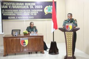 Tingkatkan Kesadaran Dan Taat Hukum, Anggota Kodim 0808/Blitar Terima Penyuluhan Hukum