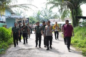 Kapolda Sumut, Pangdam I BB, Kepala BNN Sumut , Turun Langsung Menggerebek Barak Judi – Narkoba Di Kutalimbaru Langkat