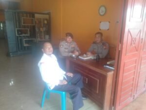 Untuk Kelancaran Lalulintas Pada Jam Padat Di Persimpangan Jalan, Sat Lantas Polres Langkat Melakukan Gatur Dan Dakgar Tilang.