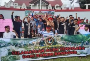 LSM Komunitas Rakyat Ekonomi Kecil, Aksi Damai Di Depan Kantor Bupati Dan DPRK Aceh Tenggara
