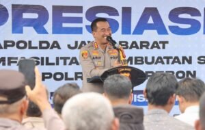 Polresta Cirebon Berikan SIM D Gratis ke Penyandang Difabel