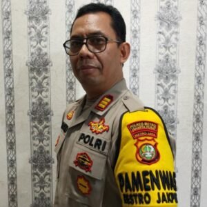Kanit Reskrim Polsek Johar Baru AKP M Rasid SH MH Berikan Himbauan Kamtibmas Jelang Tahun Baru