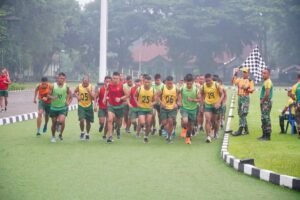 Danyonarmed 11/GG/2/2 Kostrad Bersama Seluruh Prajurit Laksanakan Pembinaan Garjas A