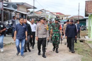 Kapolres Lampung Barat Pimpin Langsung Pengamanan PSU di Tps 04 Pekon Giham