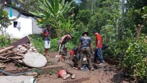 Senyum Bahagia Mbah Wagiyem Yang Akan Memiliki Jamban Sendiri