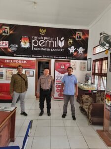 Pasca Pemungutan Suara Pemilu 2024, Polres Langkat Perketat Pengamanan Gudang Logistik KPU.