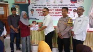 Kades Bunut Seberang Salurkan Bantuan Lansung ke Pada 30 KPM Anggaran Tahun 2024