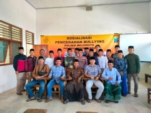 Polsek Mojoroto Gelar Sosialisasi Pencegahan Bullying di Ponpes Kedunglo Al Munadhdhoroh Kota Kediri