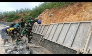 Finishing Talud 50 M Berpacu Dengan Waktu