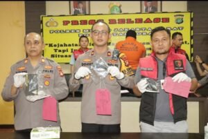 Pemuda Gempal Bertato, Residivis Berbagai Kasus Beraksi Kembali Curas Modus COD Diringkus Polsek Tambora
