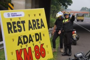 Kapolres Purwakarta Terjun Langsung Pantau Jalur Tol Cipali