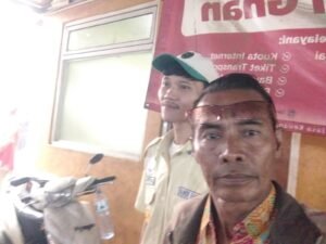 H – 2 Menjelang Idul Fitri Pasar Lokbin Abdul Gani / Pasar Gembrong lama Ramai Di Padati Masyarakat Yang Ingin Berbelanja