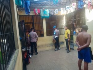 Polres Purwakarta Terus Perketat Pengawasan Dan Pengecekan Para Tahanan