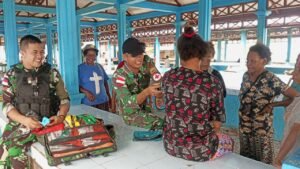 Satgas Yonif 125/SMB Rutin Berikan Pelayanan Kesehatan Kepada Masyarakat