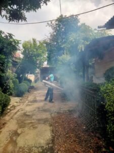 Cegah DBD, Polres Purwakarta Bekerjasama Dengan Dinas Kesehatan Lakukan Fogging