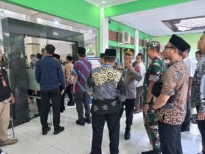 Dandim Boyolali Hadiri Pemberangkatan Calon Jemaah Haji di Donohudan