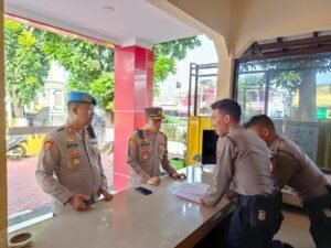 Cek Tempat Pelayanan Publik, Wakapolres Purwakarta Ingatkan Anggota Soal Ini