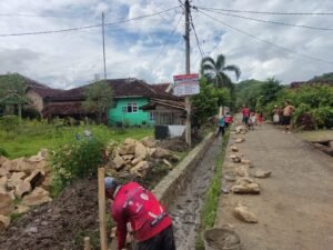 Pembangunan Drainase 376 Meter di Tambahrejo Dengan Dana Desa 2024