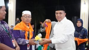 Pj Bupati Langkat Faisal Hasrimy Lepas 113 Jemaah Calon Haji Kloter 7 Kabupaten Langkat Ba’da Shubuh
