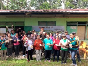 “UME PUU” Satgas Yonkav 6 Berhasil Panen Raya Jamur di Perbatasan RI-RDTL