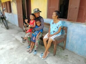 *Ungkapan Tulus Ibu Sutini pemilik rumah yang ditempati anggota Satgas TMMD Kodim 0726/Sukoharjo