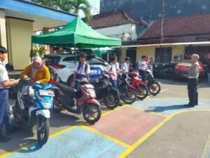 Tindak Pelajar SMP Bawa Motor ke Sekolah, Polres Kediri Kota Panggil Orang Tua