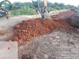 Semangat Dan Apresiasi Warga Masyarakat Kepada Kontraktor Pemenang Lelang Jalan Pelang-Kepuluk.