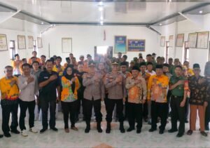 Jumat Curhat, Kasat Binmas Polres Lampung Tengah Minta Masyarakat Jaga Persatuan Kerukunan Jelang Pilkada Serentak 2024