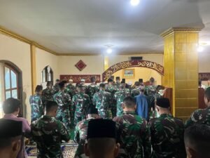 Satgas Yonkav 6/Naga Karimata Merayakan Hari Raya Idul Adha di Perbatasan