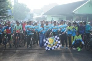 Semarakkan HUT POMAD, Pangdivif 2 Kostrad Ikuti Gowes