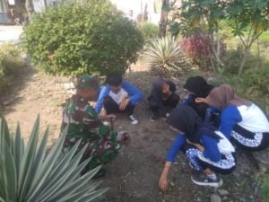 Cegah Kenakalan Remaja Babinsa Dekat Dengan Siswa Sekolah