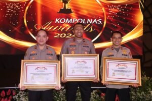 Polsek Kembangan Jakarta Barat Sabet Penghargaan Kompolnas Awards 2024 untuk Program Pendidikan Anak-anak Putus Sekolah.