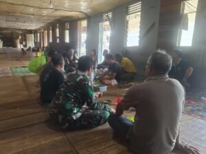 Satgas Pamtas RI-Mly Yonzipur 5/ABW Hadiri Upacara Buang Pantang