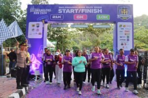 Polres Kediri Kota Bersama Pemkot Kediri Gelar Marathon Selomangleng Run 2024