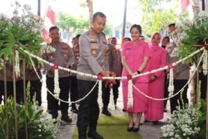 Kapolres Kediri Kota Resmikan Toko Primkoppol ” PollMart”