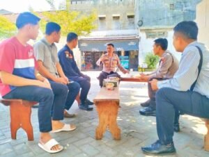 Kapolsek Pesantren Kompol Siswandi Pimpin “ Jumat Curhat “ di Kantor Senkom