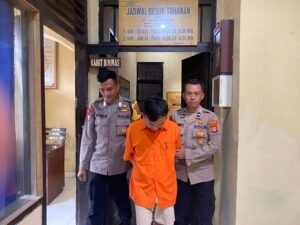 Tekab 308 Polsek Pagelaran Tangkap Pencuri Yang Melukai Korbanya Dengan Senjata Tajam