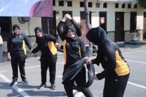 Peringati Hari Jadi Polwan ke-76 Polres Kediri Gelar Olahraga Bersama