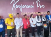 Awal Yang Indah Bagi Mas Dhito dan Mba Dewi Mendaftarkan Resmi di KPU Kabupaten Kediri