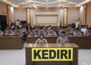 Polres Kediri Ikuti Zoom Meeting Bersholawat dan Do’a Bersama Cooling System Pilkada Serentak 2024