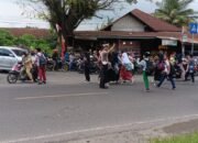 Berikan Rasa Aman kepada Masyarakat dan Pelajar, Sat Lantas Polres Pesisir Barat Lakukan Pam Rawan Siang