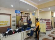 Pastikan Masyarakat Terlayani Dengan Baik, Kompol Ricky Ardipratama Cek Tempat Pelayanan Publik Di Mapolres Purwakarta