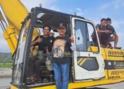 Bupati Pesibar Turun Langsung Sekaligus Merespon Cepat Keluhan Masyarakat Pekon Penggawa V Tengah Terkait Ancaman Tergerusnya Tempat Pemakaman Umum